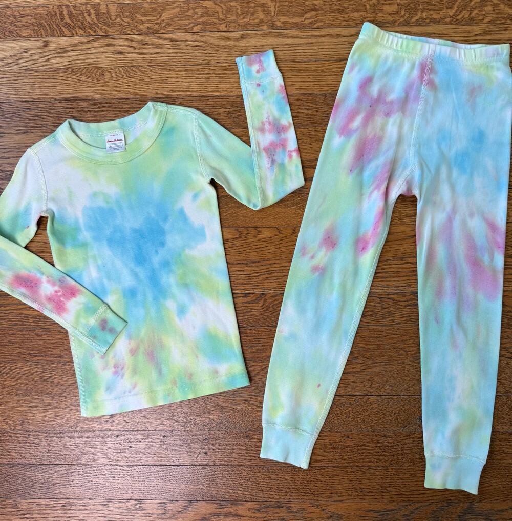 Hanna Andersson Tie-Dye Pajamas Size 5